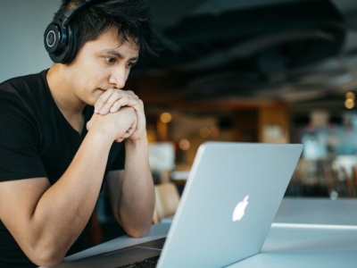 Como a TI estratégica pode impulsionar pequenas empresas